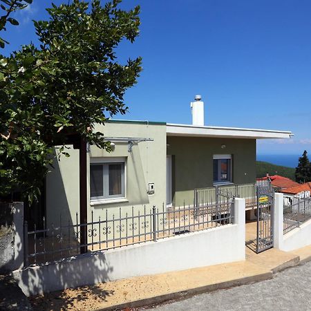 Olympus Beach Aigani Family House Extérieur photo