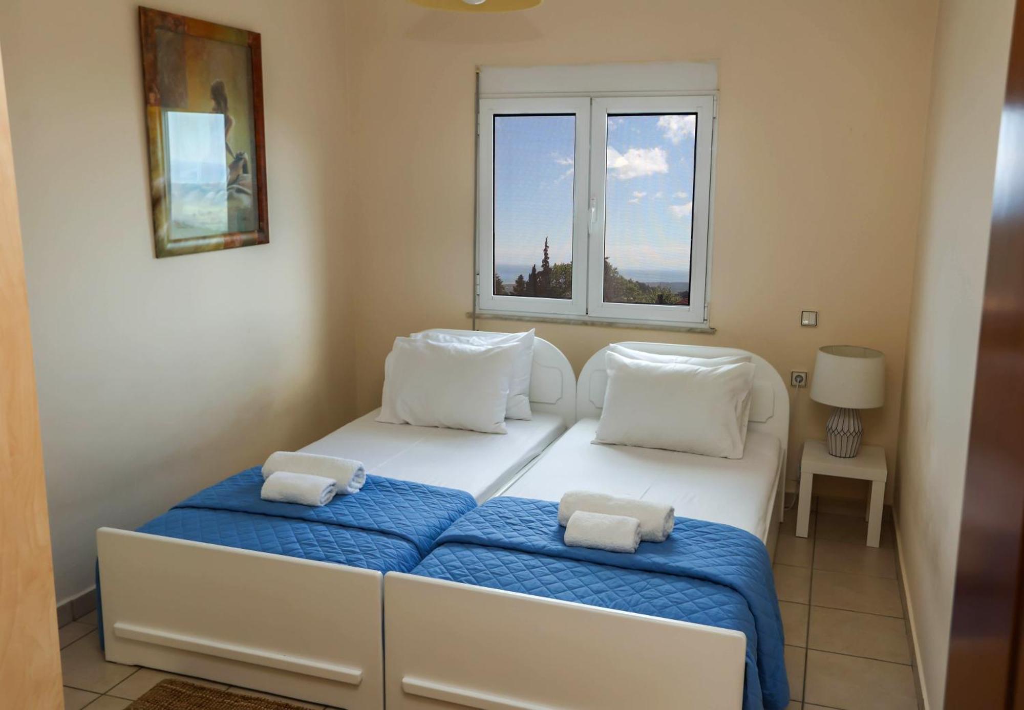 Olympus Beach Aigani Family House Extérieur photo